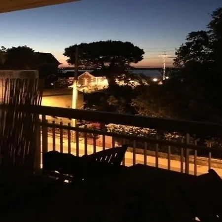 Daire - A Deux Pas De La Plage - Beau T2 Traversant Avec Terrasse, Balcon Et Parking Individuel Securise