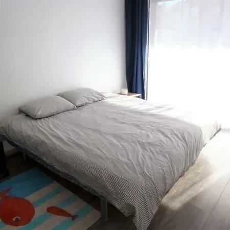 - A Deux Pas De La Plage - Beau T2 Traversant Avec Terrasse, Balcon Et Parking Individuel Securise Arcachon