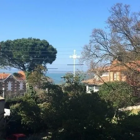Daire - A Deux Pas De La Plage - Beau T2 Traversant Avec Terrasse, Balcon Et Parking Individuel Securise